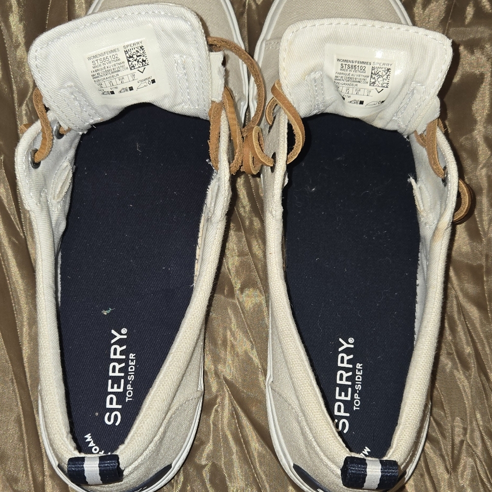 Used sneakers 💙 - Picture 4 of 7